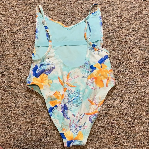 Xhilaration Floral One Piece Swimsuit - Picture 2 of 3